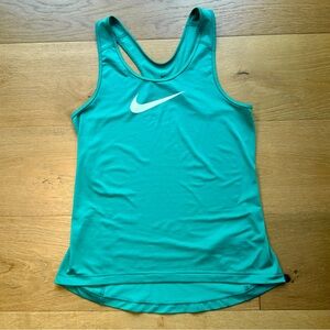 Nike Women's Teal Tank Top - Medium EUC